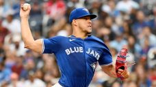 Blue Jays aim for series win in rubber match against Mariners