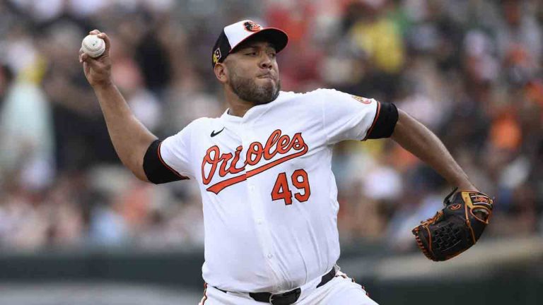 Baltimore Orioles starting pitcher Albert Suarez throws during the second inning of a baseball game against the Boston Red Sox, Sunday, Aug. 18, 2024, in Baltimore. (Nick Wass/AP)