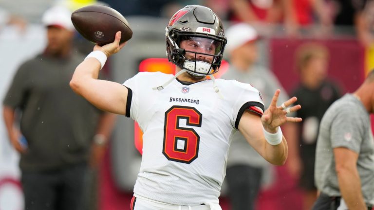 Tampa Bay Buccaneers quarterback Baker Mayfield (6) warms up before a pre season NFL football game against the Miami Dolphins, Friday, Aug. 23, 2024, in Tampa, Fla. (Chris O'Meara/AP Photo)