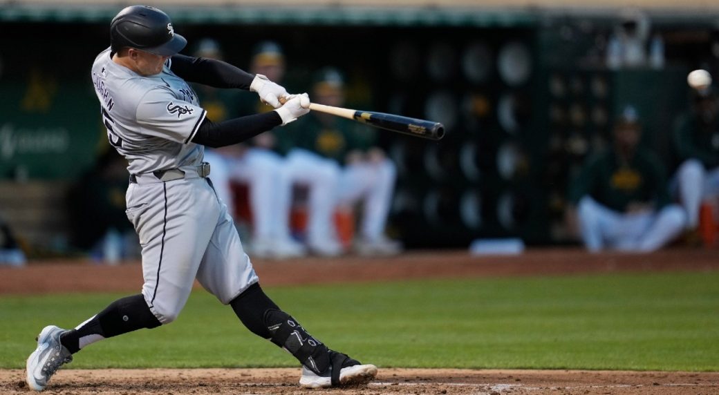 White Sox beat A's to snap historic 21game losing streak