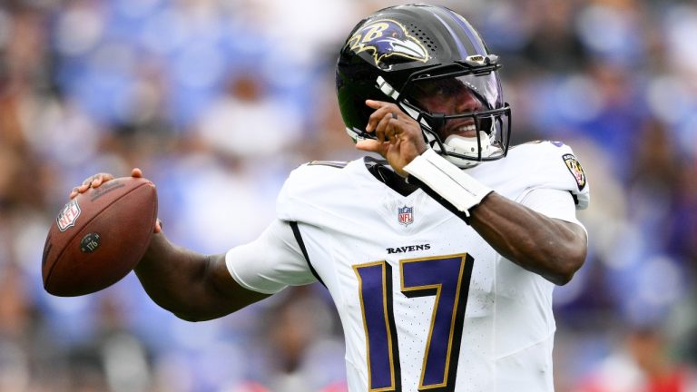 Baltimore Ravens quarterback Josh Johnson passes against the Atlanta Falcons during the first half of a preseason NFL football game on Saturday, Aug. 17, 2024, in Baltimore. (AP Photo/Nick Wass)