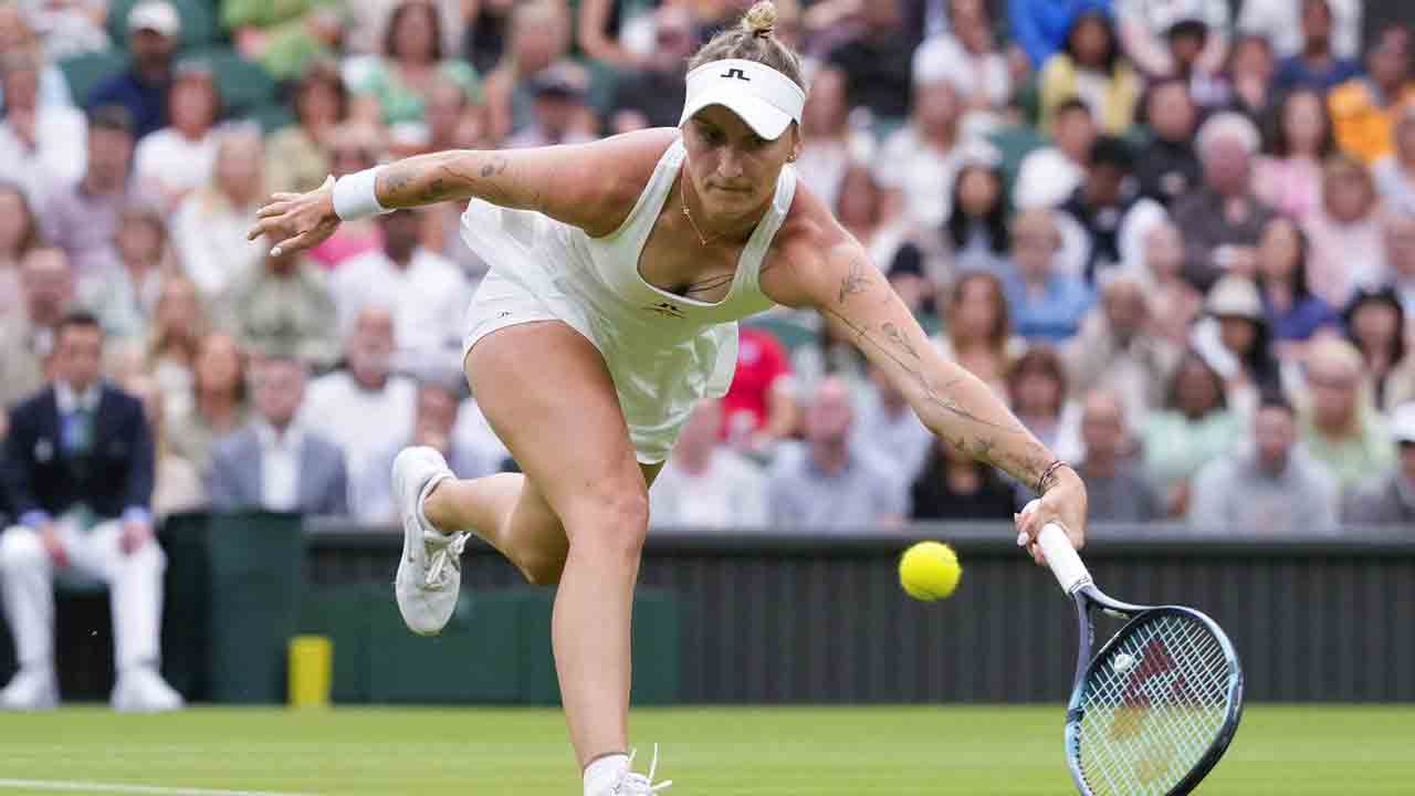 2023 Wimbledon champion Marketa Vondrousova has shoulder surgery