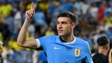 Manchester United signs Uruguay midfielder Manuel Ugarte from PSG