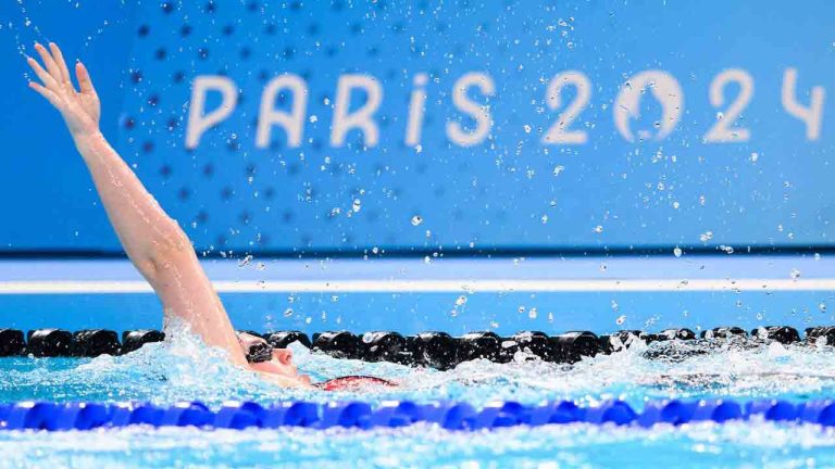 Shelby Newkirk competes for Canada in the Backstroke leg of the 4x100m Medley Relay Final (34 points) at the 2024 Paralympics in Paris, France on Monday September 2, 2024. THE CANADIAN PRESS/HO-CANADIAN PARALYMPIC COMMITTEE, Angela Burger