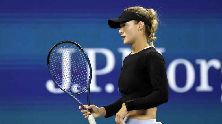 Anna Kalinskaya, of Russia, reacts against Beatriz Haddad Maia, of Brazil, during the third round of the U.S. Open tennis tournament. (Adam Hunger/AP)