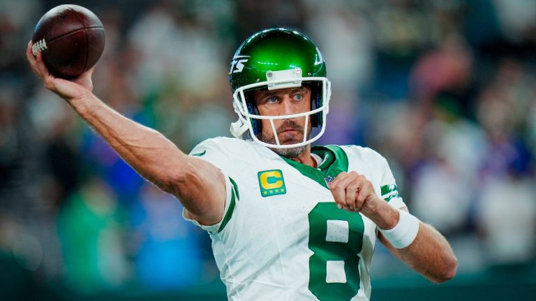 New York Jets quarterback Aaron Rodgers warms up before an NFL game against the Buffalo Bills on Monday, Sep. 11, 2023, in East Rutherford, N.J. (AP/Rusty Jones)