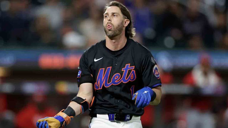 New York Mets' Jeff McNeil reacts after being hit by a pitch during the fifth inning of a baseball game against the Cincinnati Reds Friday, Sept. 6, 2024, in New York. (Adam Hunger/AP)