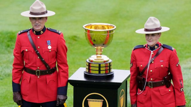 U.S. grabs back lead against International Team at Presidents Cup