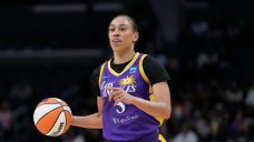 Last-place Sparks end skid with win over playoff-bound Lynx