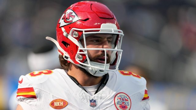 Chiefs’ Smith-Schuster, Perine active for opener vs. Ravens