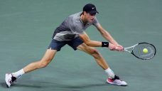 No. 1 Jannik Sinner beats Daniil Medvedev to reach US Open semifinals