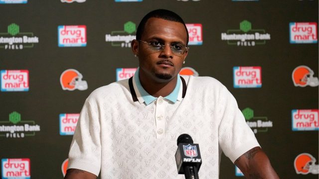 Woman suing Deshaun Watson over alleged sexual assault to meet with NFL, her attorney says