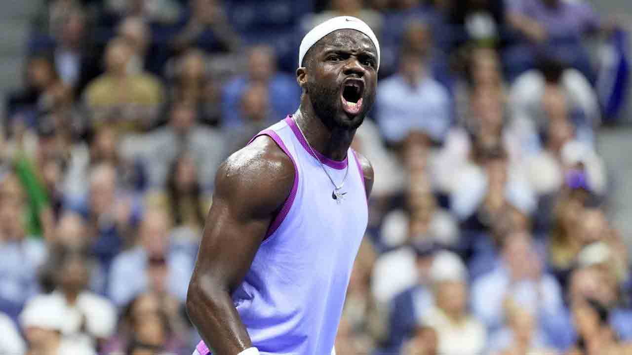 Tiafoe reaches US Open semifinals after Dimitrov withdraws due to injury in fourth set