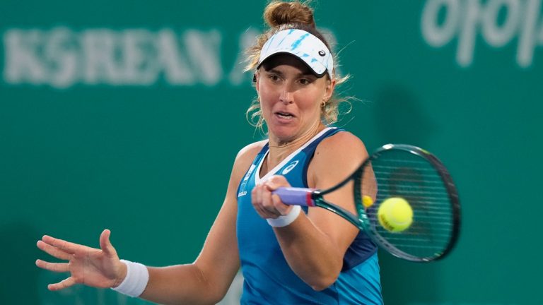 Beatriz Haddad Maia of Brazil returns a shot to Veronika Kudermetova of Russia during their semi final match of the Korea Open tennis championships in Seoul, South Korea, Saturday, Sept. 21, 2024. (Ahn Young-joon/AP)