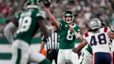 Rodgers gets first home win with Jets in rout of Patriots