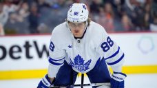 Maple Leafs&#8217; Nylander, Tavares banged-up in game vs. Canadiens