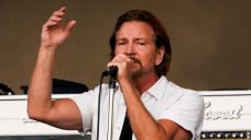 Pearl Jam honours Gaudreau brothers at concert in Philadelphia