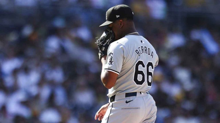 Chicago White Sox relief pitcher Prelander Berroa covers his face after being relieved in the eighth inning of a baseball game against the San Diego Padres. (Derrick Tuskan/AP)
