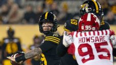 Bo Levi Mitchell&#8217;s five TD passes lead Ti-Cats past Stampeders