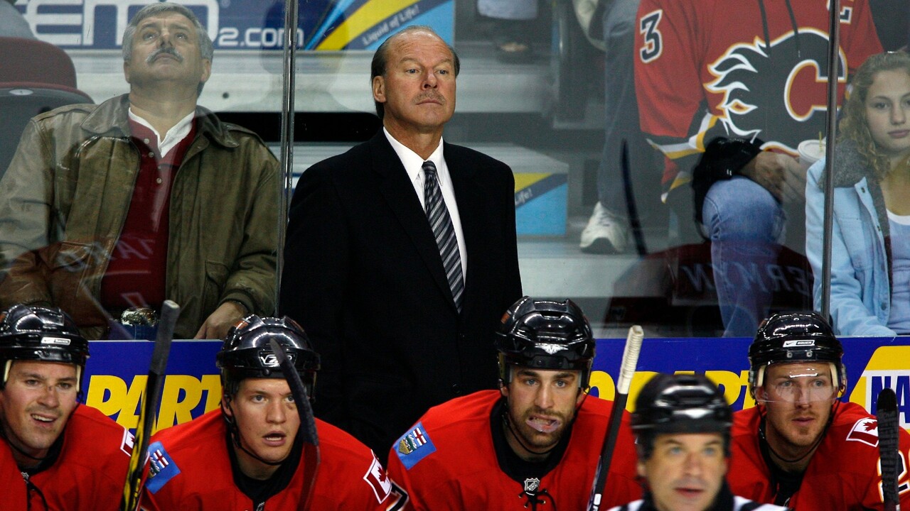 Mike Keenan reflects stripping Trevor Linden of his captaincy