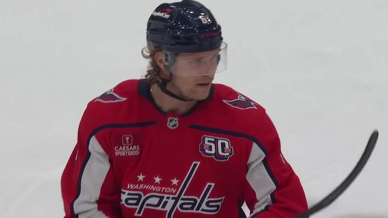 Chychrun bats puck in for first goal with Capitals