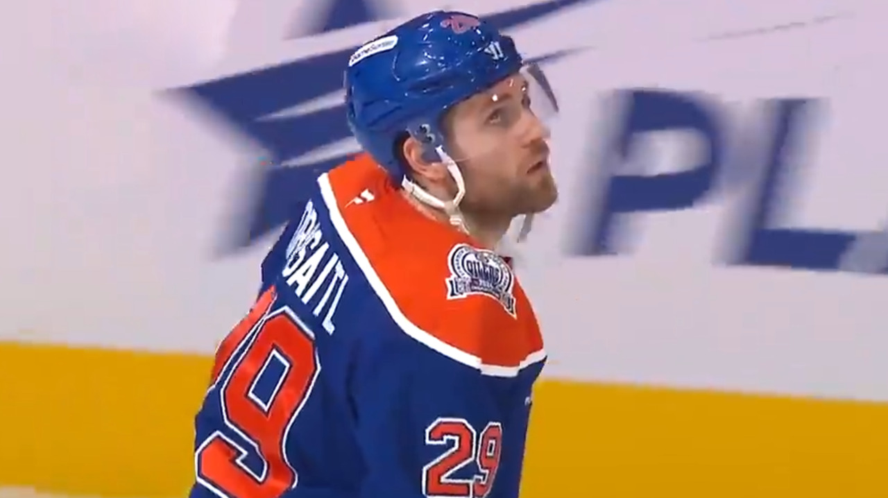 Oilers’ Draisaitl beats Penguins’ Blomqvist with blistering snap shot