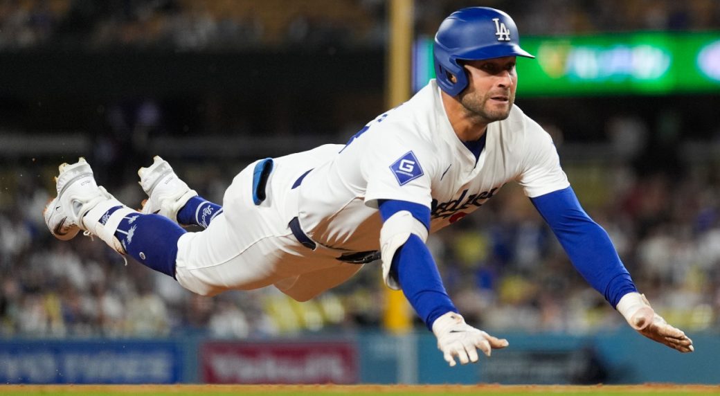 NLCS Notebook: Kiermaier’s second chance; Lindor locks in