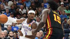 Gilgeous-Alexander&#8217;s 35 points help Thunder pull away from Hawks