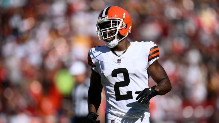 Cleveland Browns wide receiver Amari Cooper (2) in action during the second half of an NFL football game against the Washington Commanders, Sunday, Oct. 6, 2024, in Landover, Md. (Nick Wass/AP Photo)