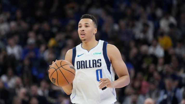 Dallas Mavericks guard Dante Exum during an NBA basketball game against the Golden State Warriors in San Francisco, Tuesday, April 2, 2024. (AP Photo/Jeff Chiu)