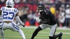 Texans&#8217; Diggs exits vs. Colts with non-contact injury