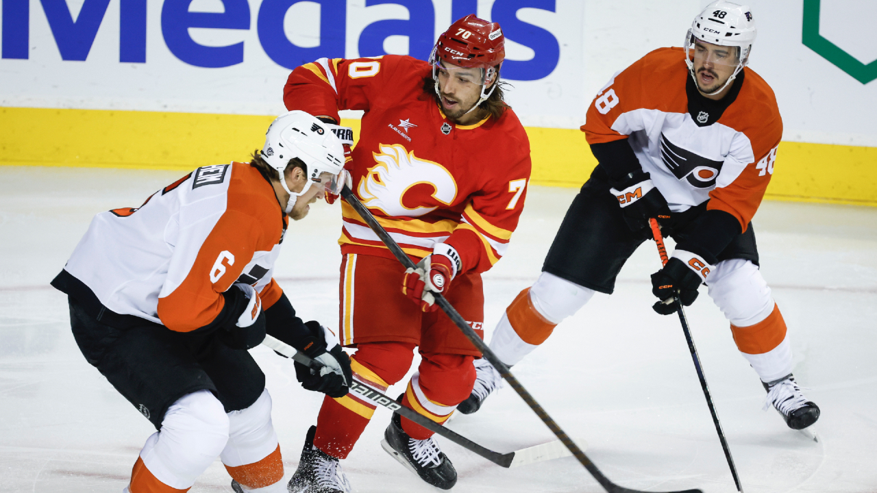 Huberdeau scores twicet to lift Flames past Flyers