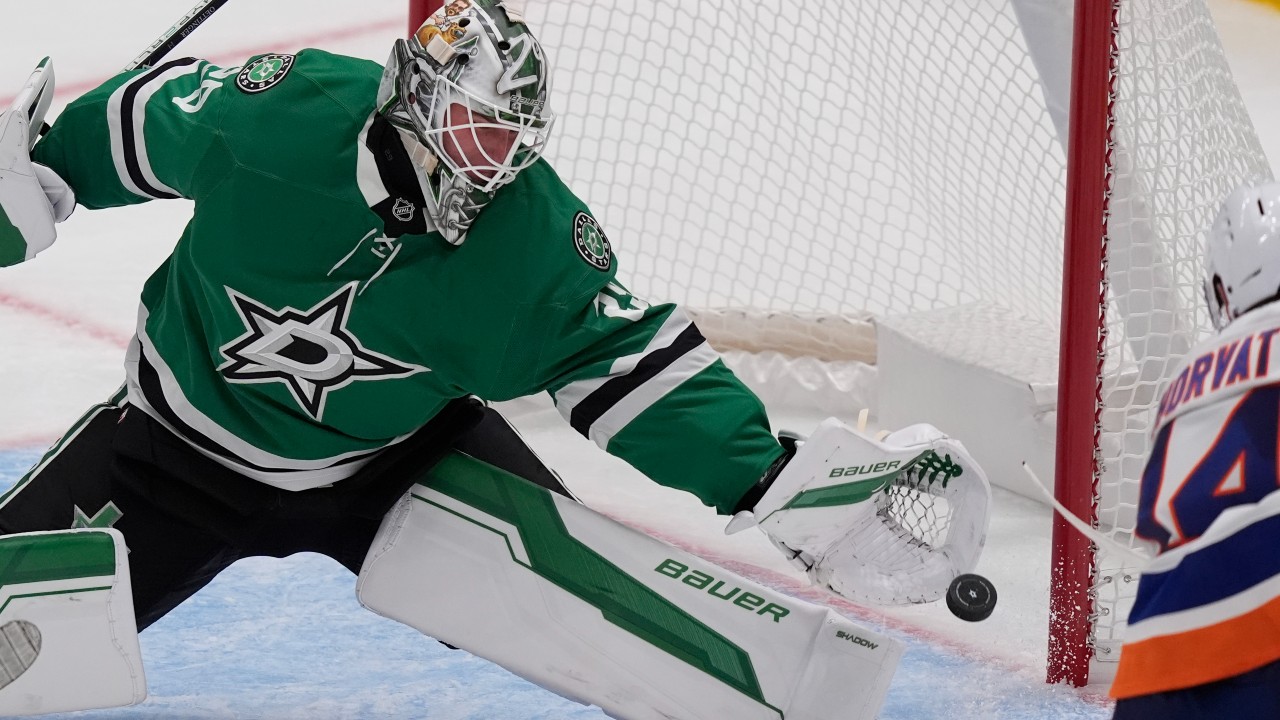 Oettinger stops 33 shots for 11th shutout in Stars’ win over Islanders