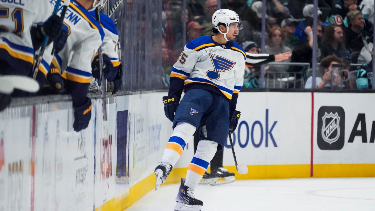 NHL Roundup: Blues beat Predators to extend winning streak to six games