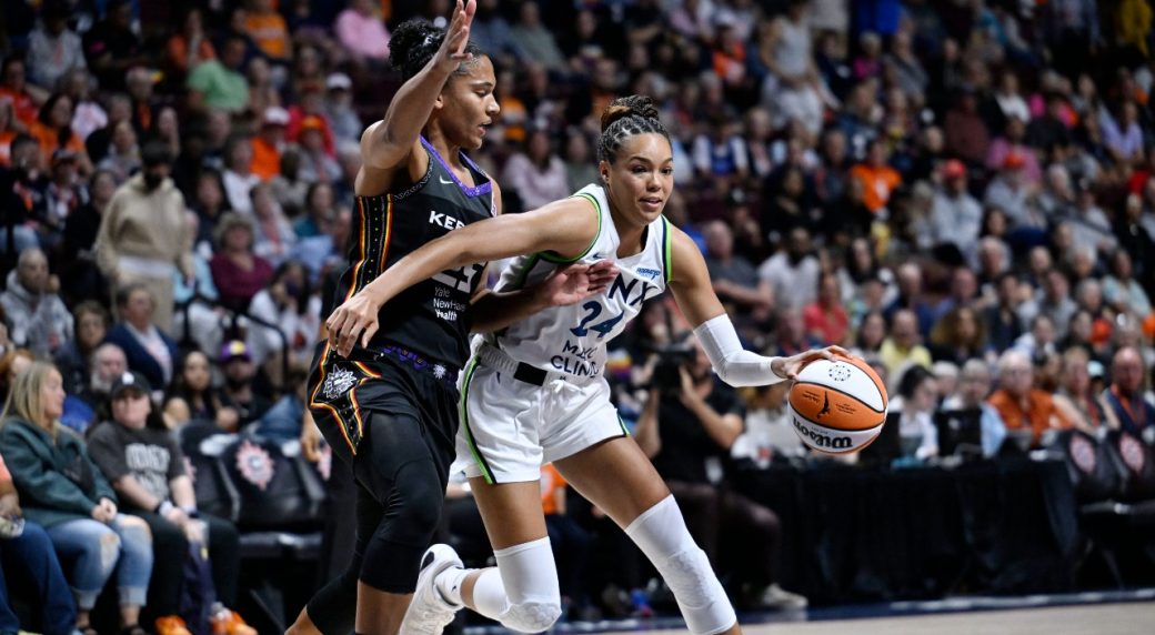 Thomas helps Sun force Game 5 with win over Lynx