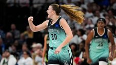 Report: Sabrina Ionescu has right thumb UCL procedure