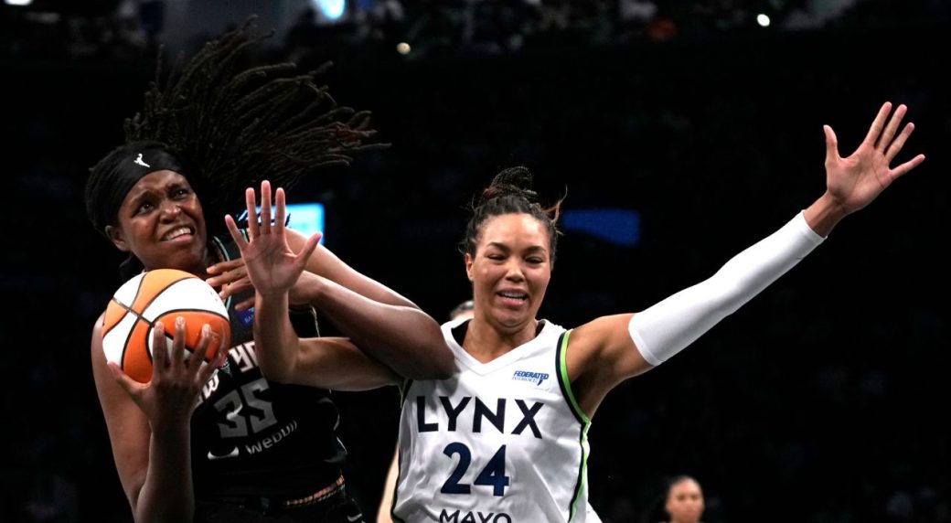 Minnesota Lynx stun New York Liberty in thriller to open up WNBA Finals