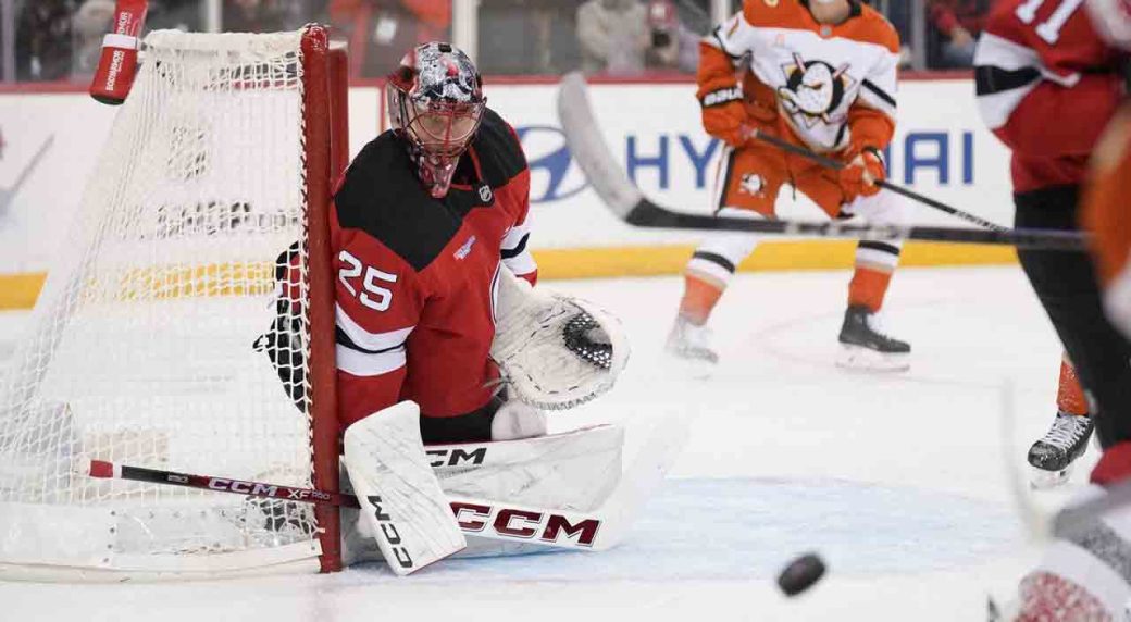 Noesen Shines as Devils Snap Losing Streak Against Ducks