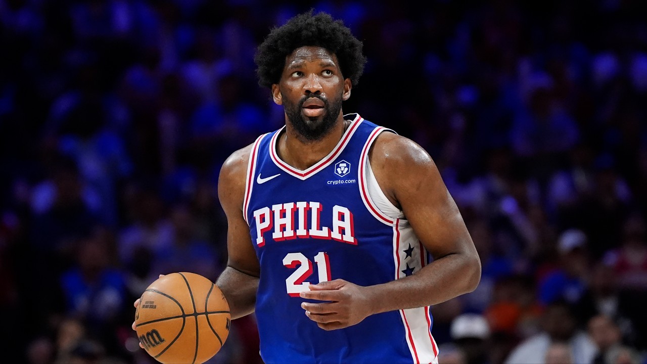 Report: 76ers’ Embiid considering alternative options for knee injury