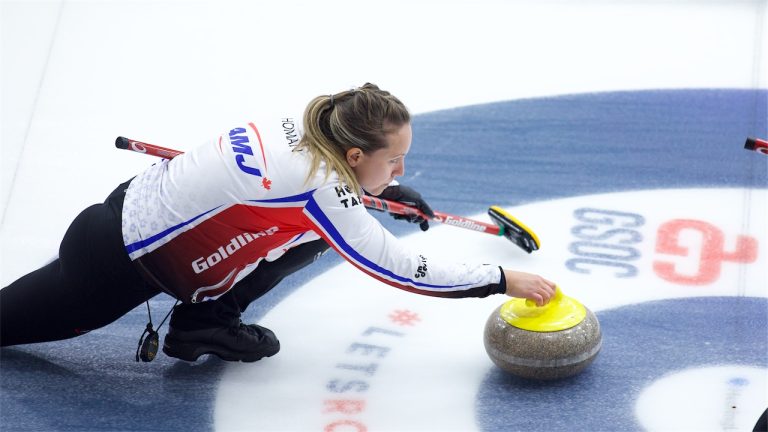 Rachel Homan in action at the HearingLife Tour Challenge on Friday, Oct. 4, 2024, in Charlottetown. (Anil Mungal/GSOC)