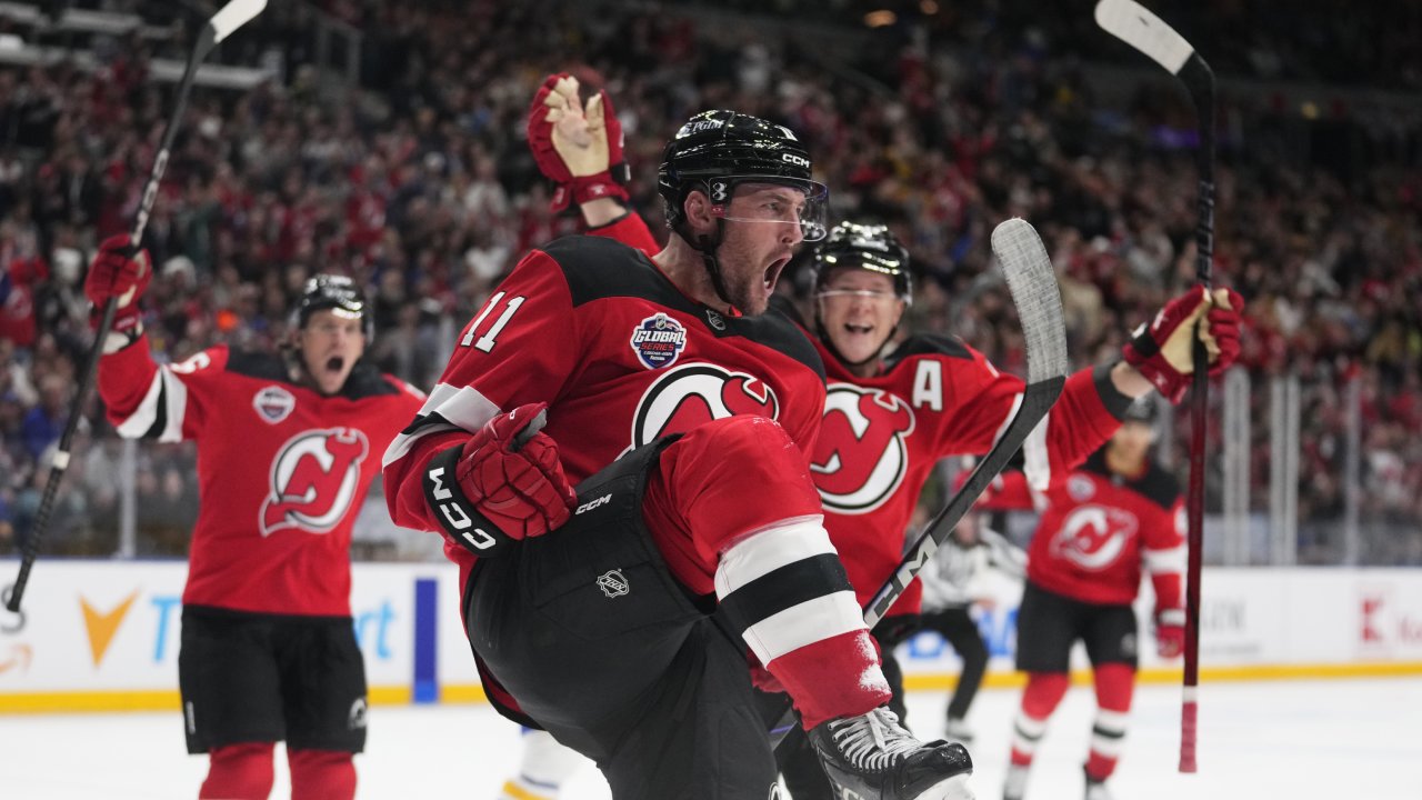 Devils pounce on Sabres’ turnover and Noesen pots first goal of season