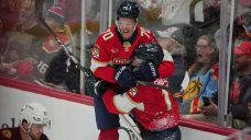 Bennett scores twice, Panthers open title defence with win over Bruins