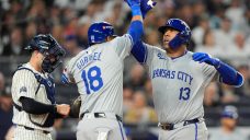 Perez&#8217;s homer sparks four-run fourth inning, Royals beat Yankees to tie ALDS