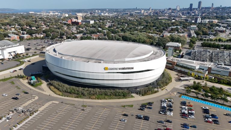 The Videotron Centre in Quebec City. (Jacques Boissinot/CP)