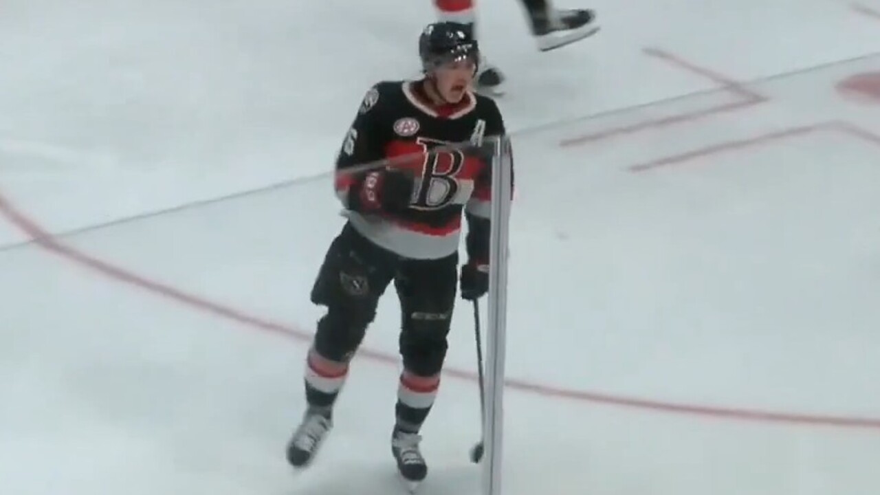 Senators’ Sebrango scores incredible between-the-legs goal in AHL