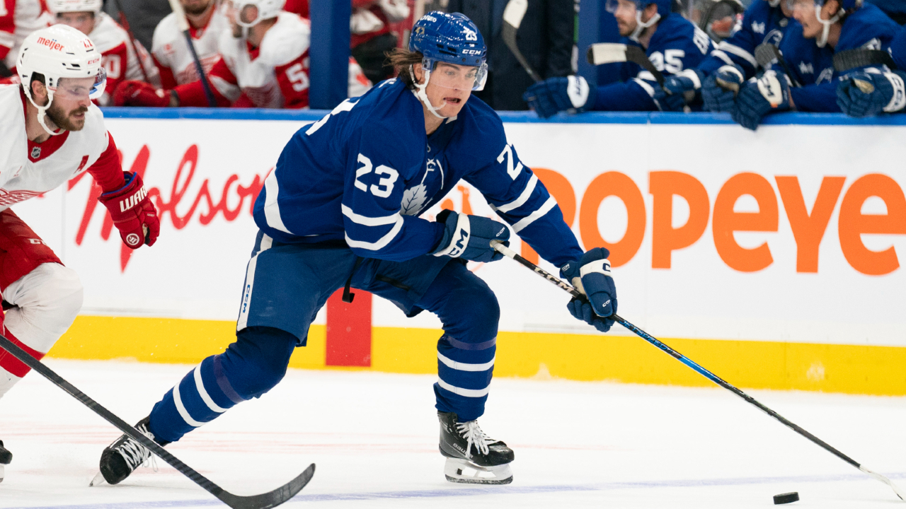 Maple Leafs’ Domi praises Knies for owning his role on first line