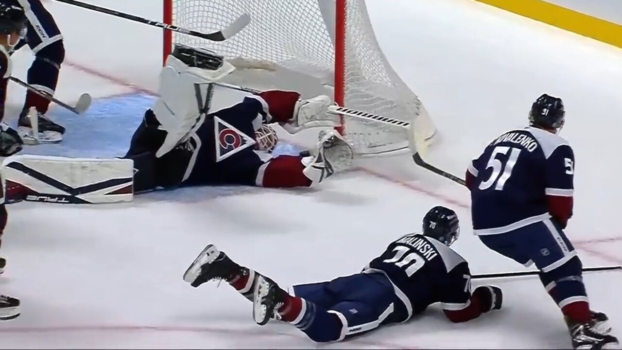 Avalanche’s Georgiev makes sprawling save to rob Predators’ Josi