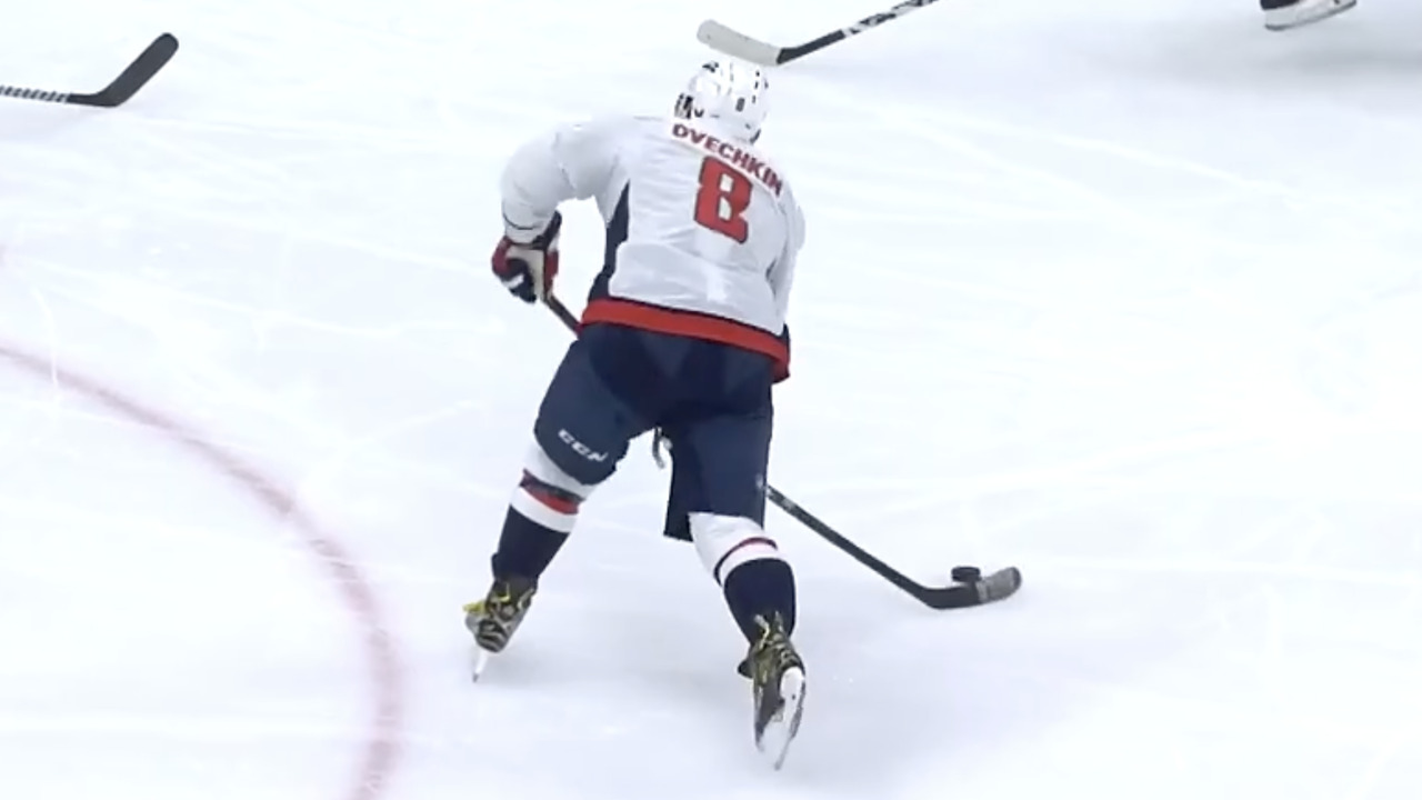 Capitals’ Ovechkin stays hot, firing top corner on the power-play