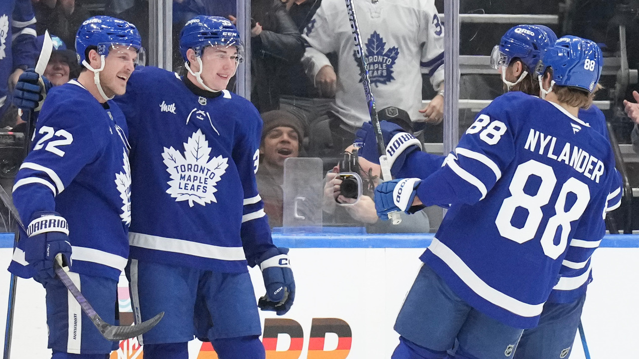 Maple Leafs overcome depleted roster for gritty win vs. Golden Knights