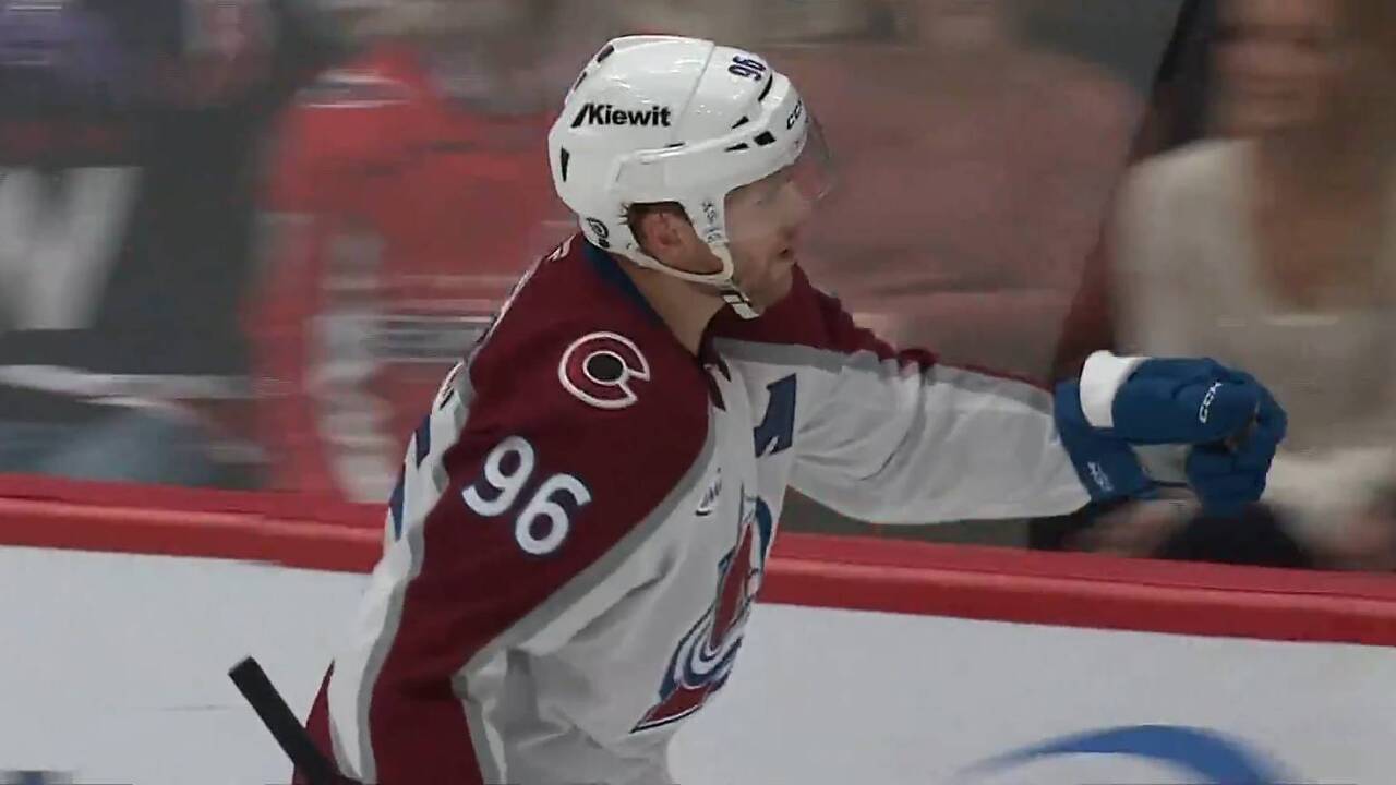 Rantanen scores power-play goal thanks to wacky bounce off Roy